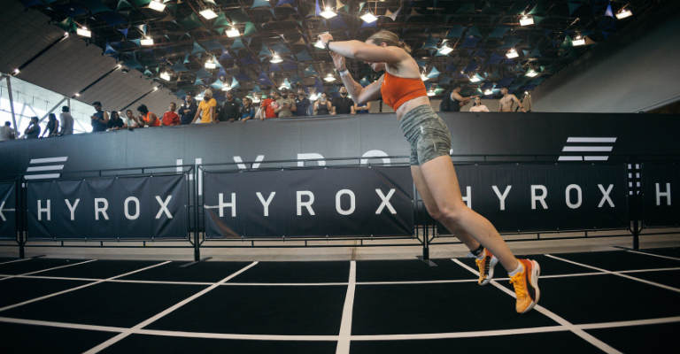HYROX種目4 Burpee Broad Jumps 80m 心肺機能と下半身の瞬発力を鍛えるトレーニング